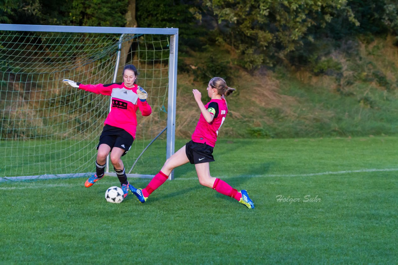 Bild 119 - B-Juniorinnen TSV Gnutz o.W. - SV Wahlstedt : Ergebnis: 1:1